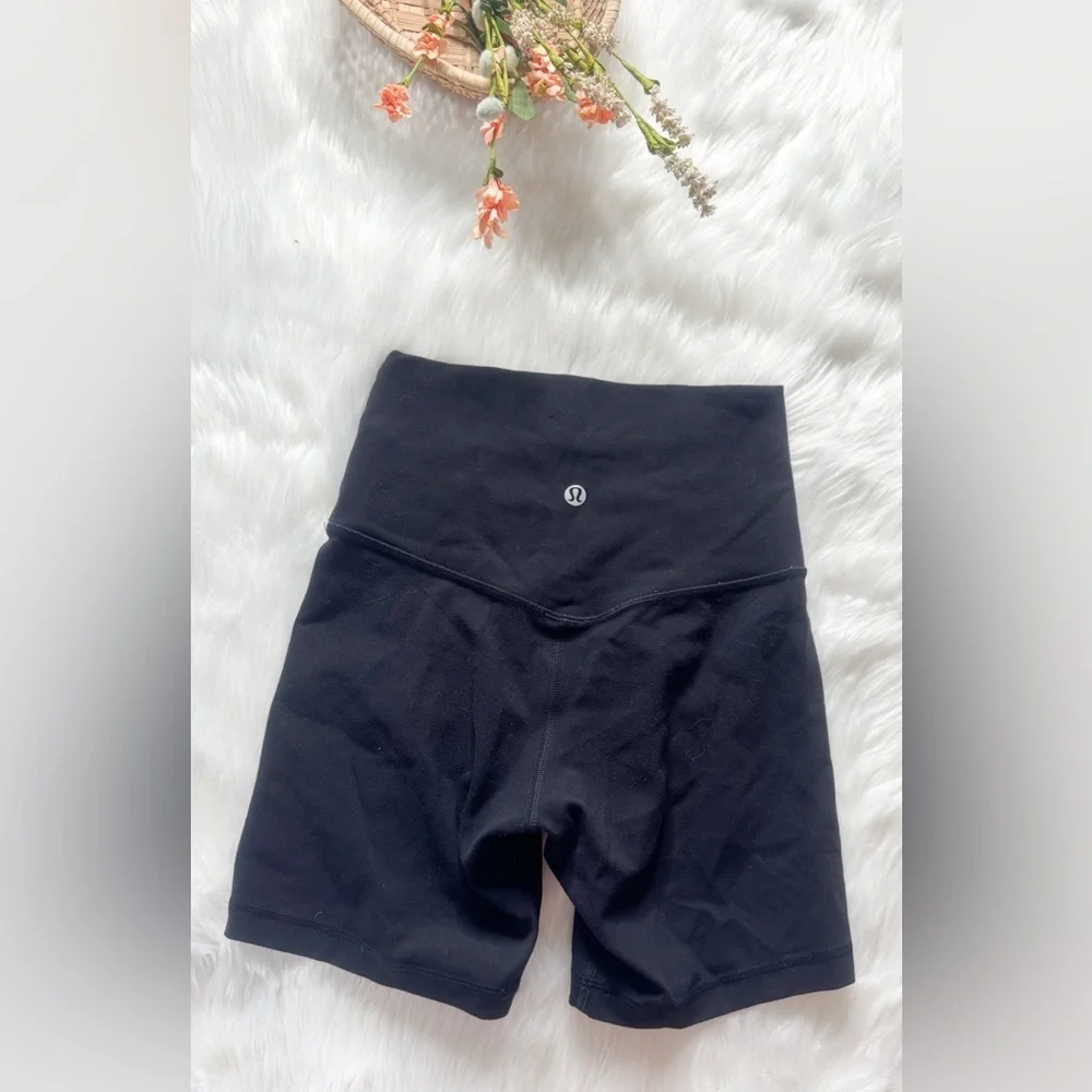 Lululemon Align Short 6” - Picture 2 of 2